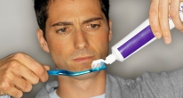 Триклозан в зубной пасте, вызывает повреждение кишечника